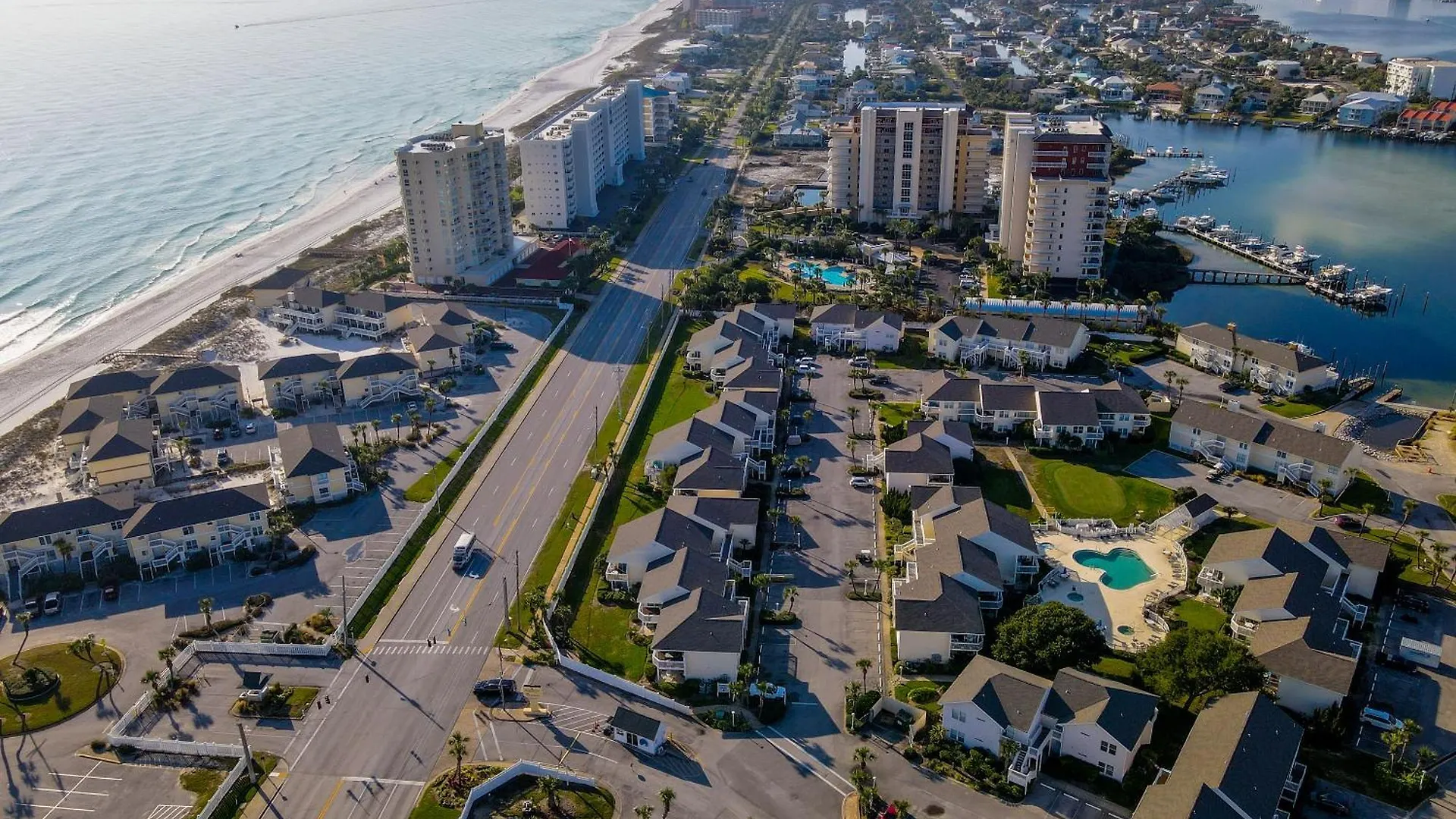 Apartment Sandpiper Cove 1027 Destin